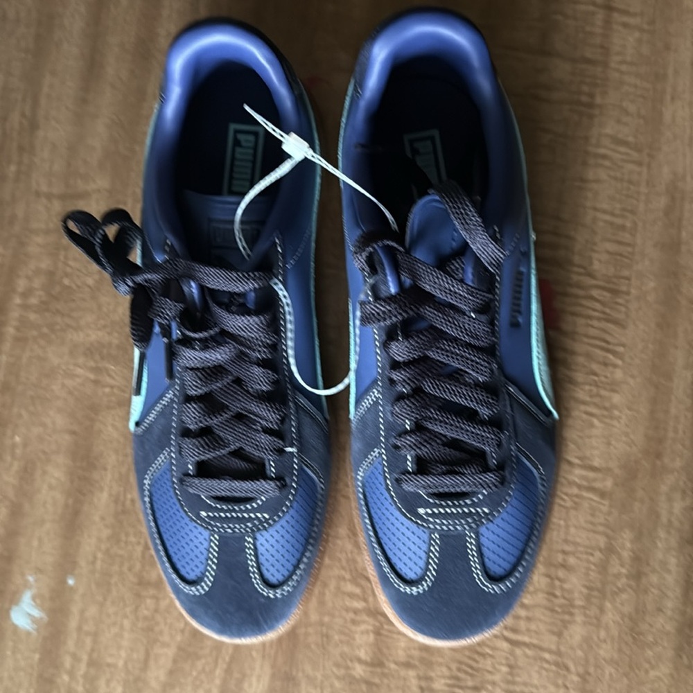 Puma Blue Suede Sneakers 401367-01 (army trainer city unisex) wmns 9.5, mns 8